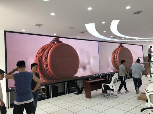 上饒市公交公司室內P1.4全彩1.jpg